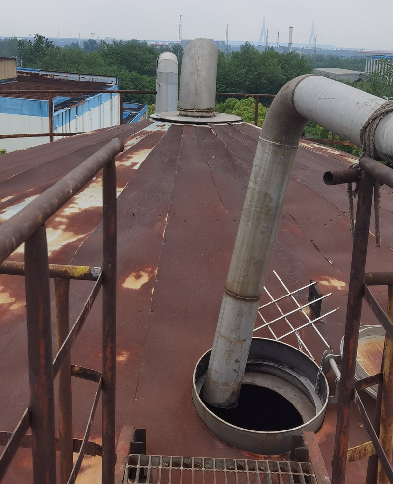 Pulp tank cleaning, steel tower cleaning, paper mill cleaning