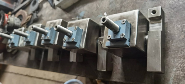 3D rotating nozzles